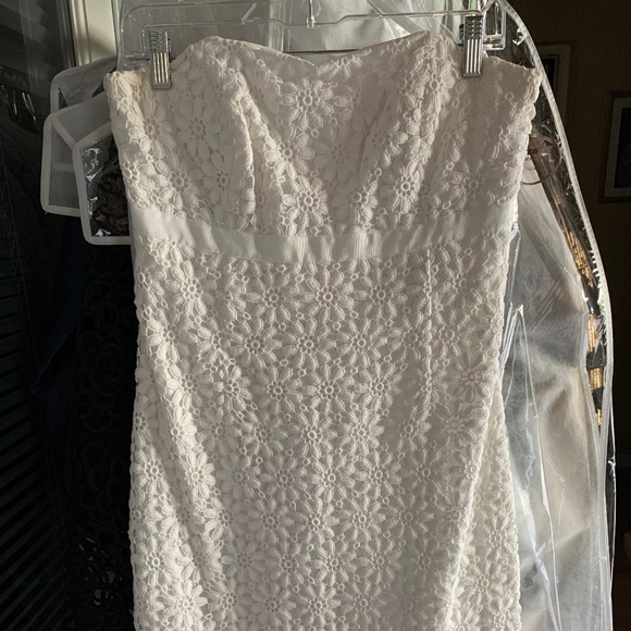 Dress - Picture 1 of 1